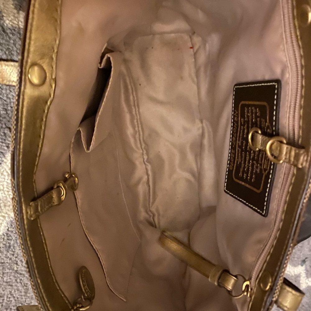 Authentic Coach Purse - Picture 4 of 4